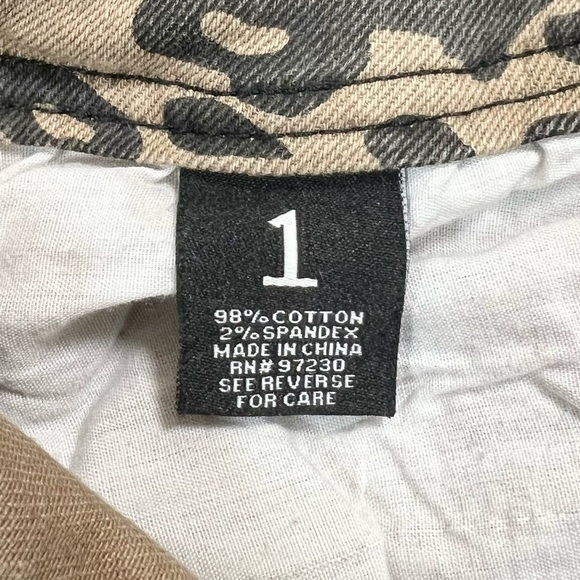 ALMOST FAMOUS Juniors Leopard Cheetah Animal Print Mid Rise Skinny Jeans Size 1 - Picture 7 of 16